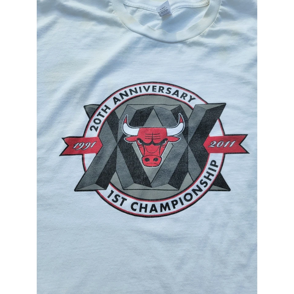 Camiseta Chicago Bulls 20 Aniversario 1er Campeonato 1991 Talla XL Foto 3 de 4