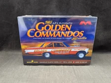 Moebius Golden Commandos 65 Plymouth Satellite AWB drag car 1:25 model kit