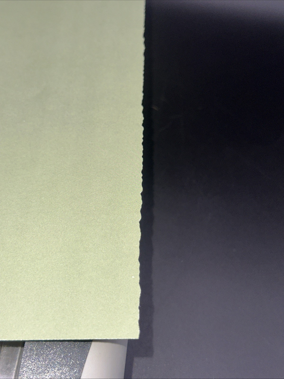 Tim Holtz Tonic Studios 8.5" Guillotine Deckle Torn Edge Trimmer