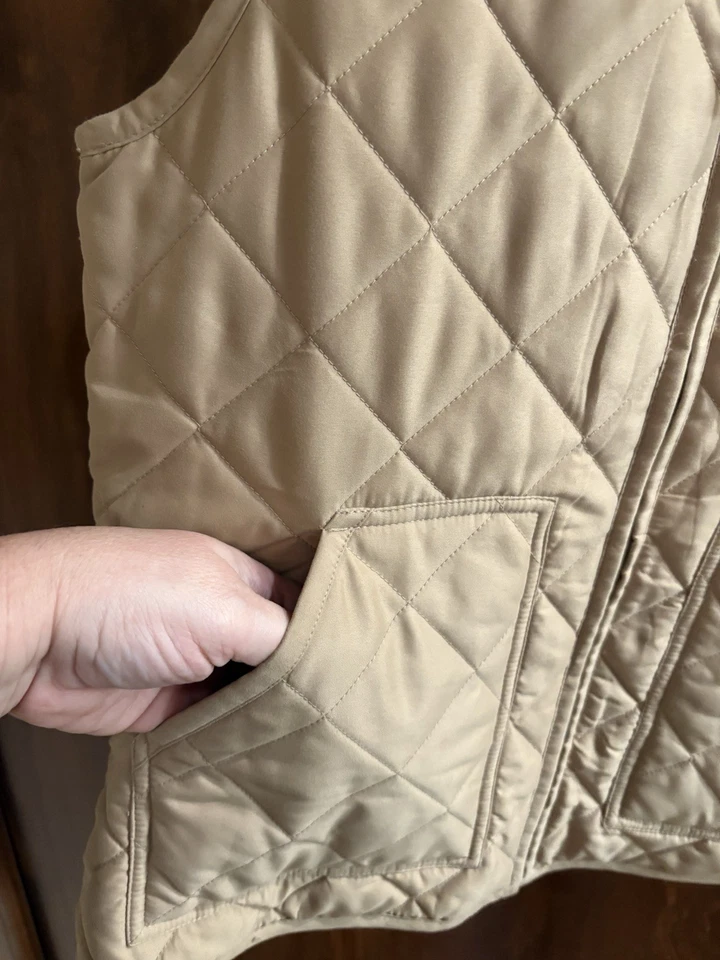 Chaps Vest Women’s Quilted  Zip Up Tan Size Small Pockets - Image 4 of 4