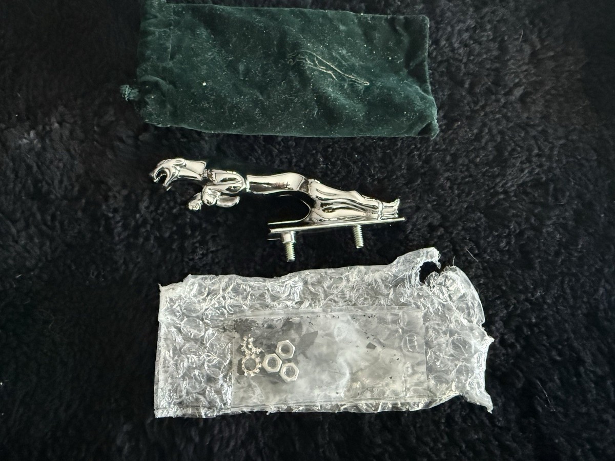 ネックニーム Metal Jaguar Xj6 Series 3 Chrome Leaper Hood Ornament OEM 5 Inch