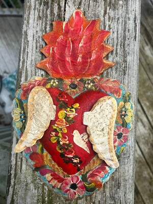 Corazon y Alas Heart & Wings 3D Mexican Handmade Painted Tin Milagro 11x7 F08