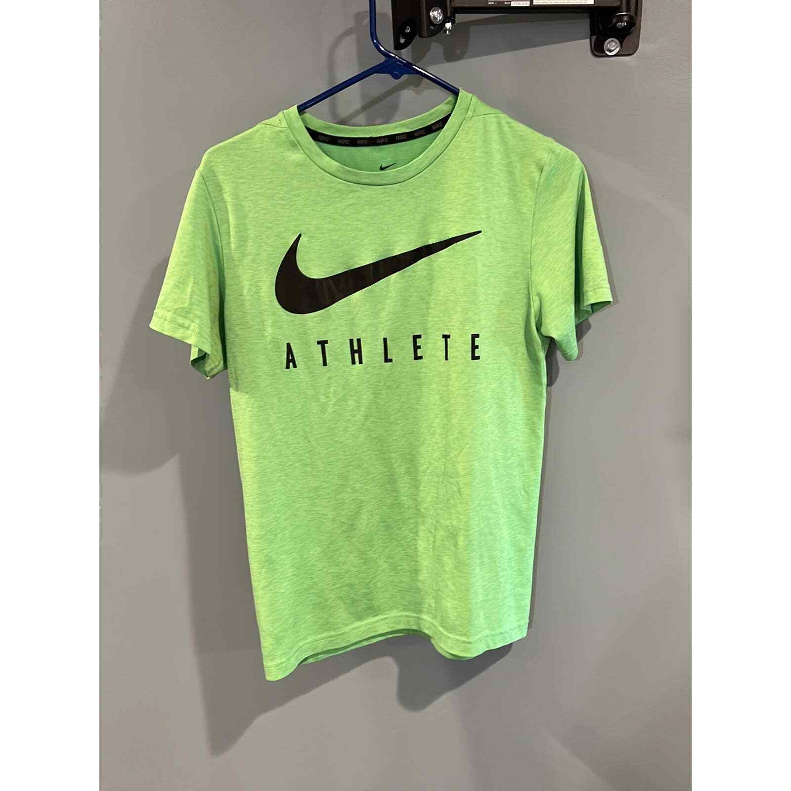 Ladder hulp wit Nike Dri-FIT Nike athlete t-shirt - youth | eBay