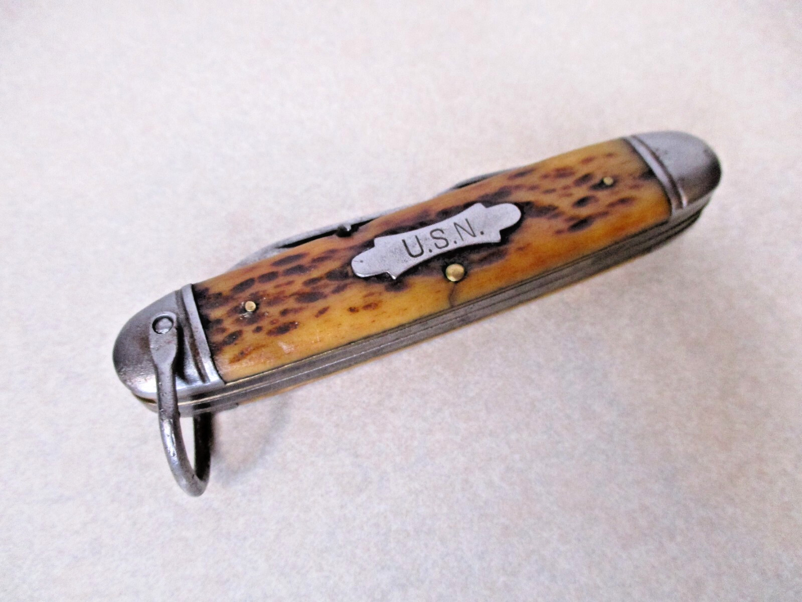 Vintage Camillus Military USN Pocket Knife 3 Blade 3 Line Tang Stamp Bone Navy