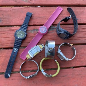 Watch Lot For Parts Or Repair 