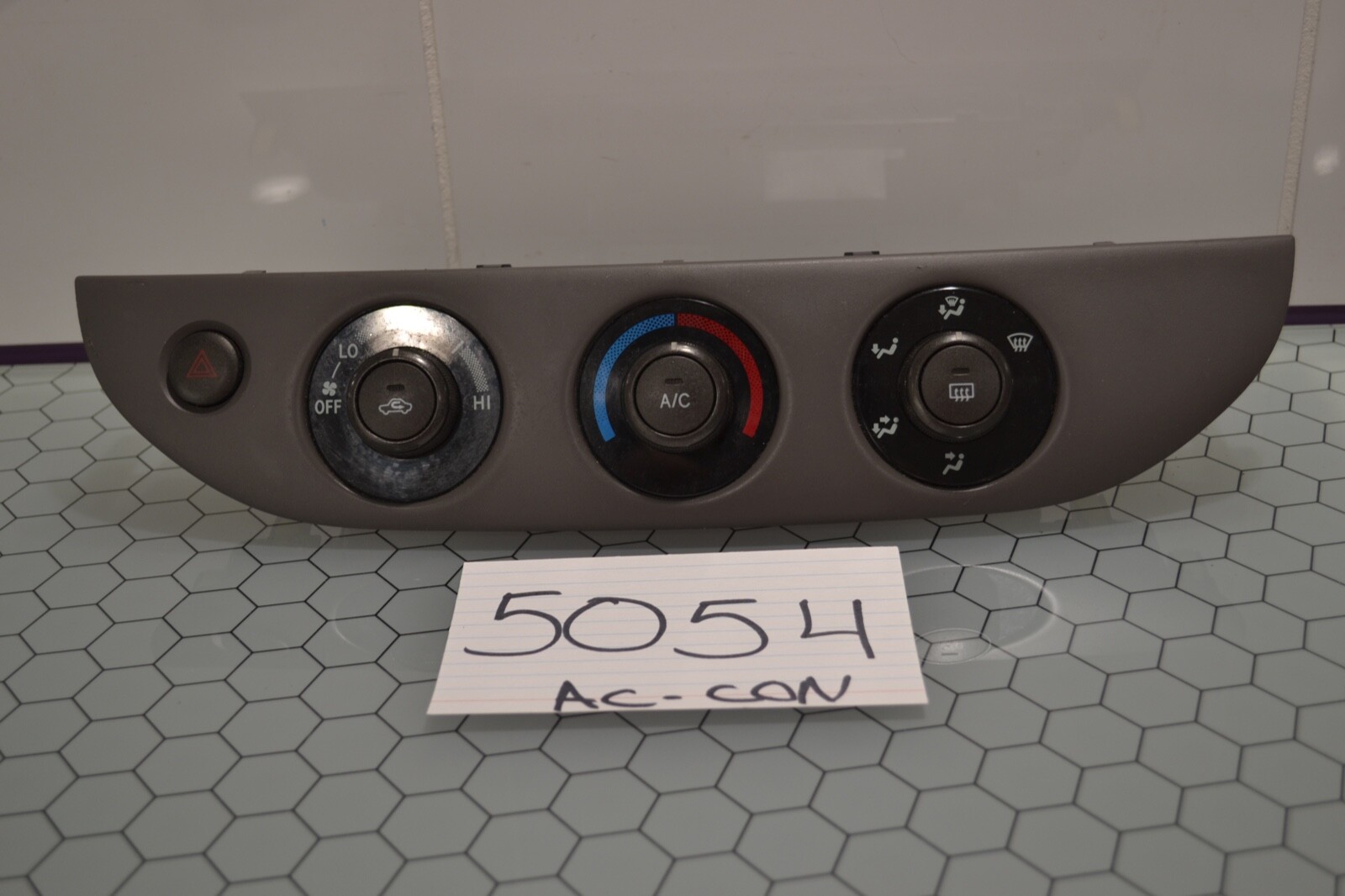 02 03 04 05 06 Toyota Camry AC and Heater Control Used Stock #5054-AC