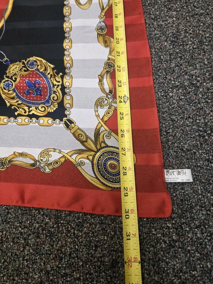 Винтажный цвет Trend шарф сделано в Италии черный, красный, золотой лев голова герб 30» квадратный - Изображение 3 из 4