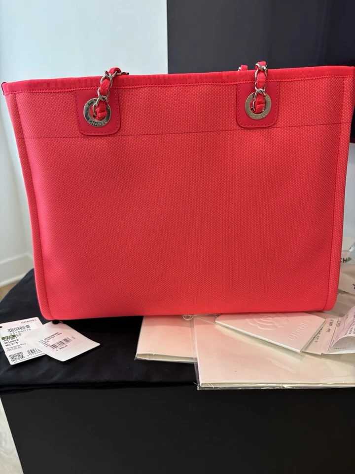 Bolso de Hombro CHANEL Grande con Cadena de Lona Rosa y Naranja Nuevo en Caja Foto 4 de 4