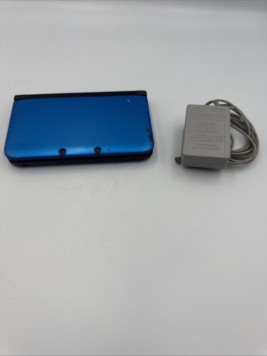 Nintendo 3DS XL Blue Console SPR-001 US Version TESTED w/ charger
