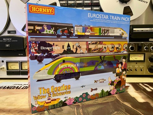 R3829 Hornby Eurostar Zugpackung ~ The Beatles Yellow Submarine ~ Spurweite OO