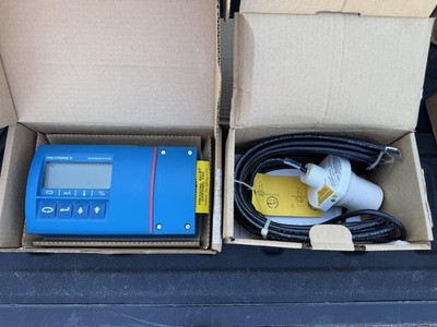 Siemens Milltronics Miniranger Plus Display with Transducer