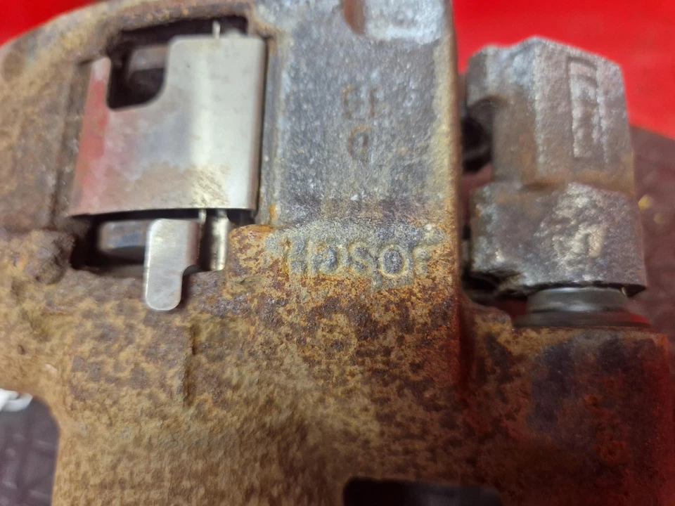 PINZA FRENO DELANTERA DERECHA FIAT 500 2011  Foto 3 de 4