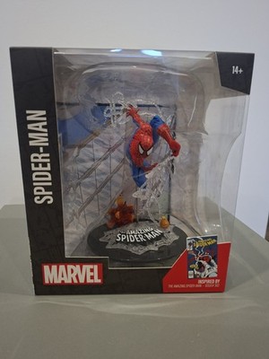 Marvel Spider-man McFarlane statue