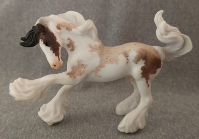 2023 Breyerfest Stablemate Whip Gypsy Vanner Bay Roan Sabino Pinto Brishen mold