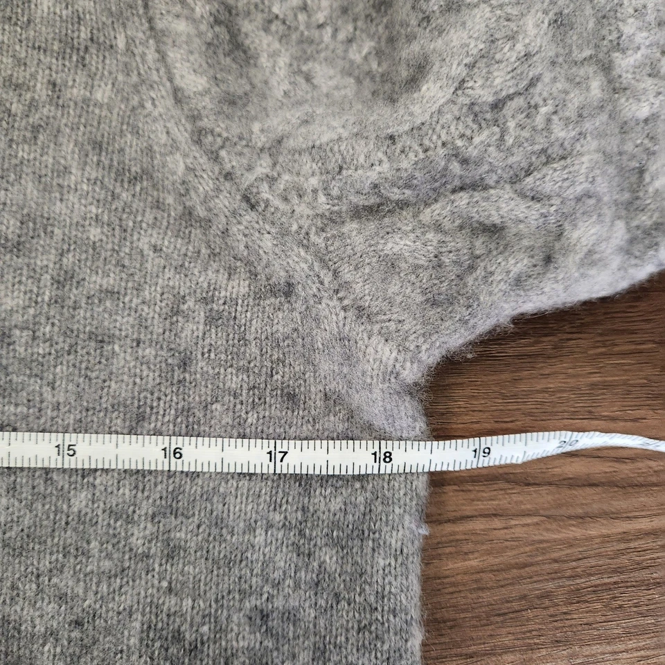 Suéter C by Bloomingdales Cachemira Cuello Alto Medio Gris Bobble Tejido con Cable Foto 4 de 4