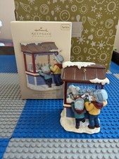 Hallmark Keepsake Ornament-  Christmas Window - 2007 Whistle Stop w/Box