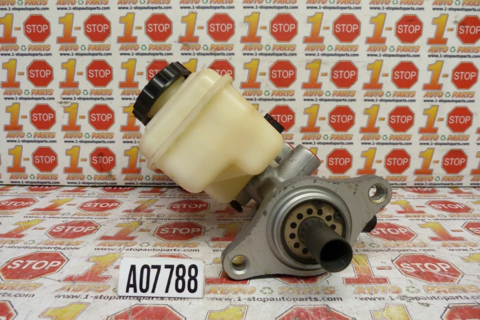 Nissan Pathfinder 2005-2008 cilindro maestro de freno 46010-ea240 OEM Foto 4 de 4