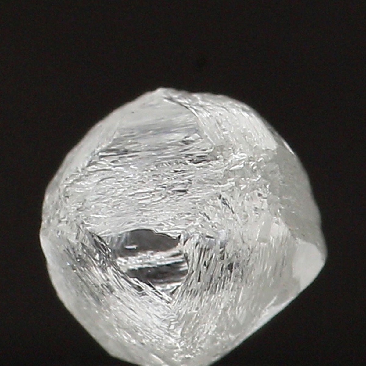 Deluxe Rough Diamond 22センチ 0.96 CT Natural Loose Rough Diamond 5.46 MM White-F Color Rough