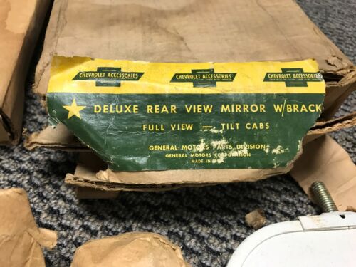 NOS 60-66 CHEVROLET GMC TRUCK TILT CAB MIRROR GM 985283 - Picture 2 of 4