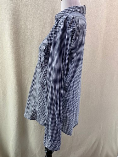 Banana Republic Navy Blue & White Checkered Button-up Shirt - Large - Picture 6 of 9