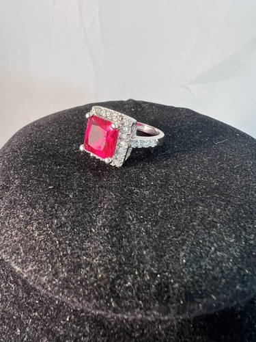 Beautiful Dazzling Silver Tone Ruby Red Square Stone Ring - Picture 9 of 10