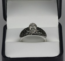 Stunning 1.5 Carat Marquise Cut Diamond + 50 Black Diamonds 18 CT Gold  **SALE**