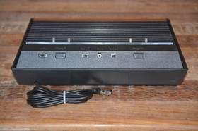 Atari 2600 4 Switch system console w/ 10 games joysticks works 100%!
