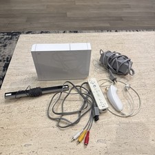 Nintendo Wii RVL-001 White Console with Accessory Bundle - Tested