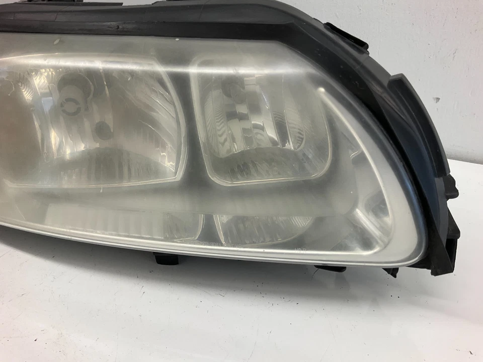 05-09 沃尔沃 S60 右卤素车头灯 TYC 31276808 — 第 4/4 张图片