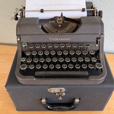 Vintage Underwood Universal Portable Typewriter w/ Case Black Wrinkle 1930s thumbnail