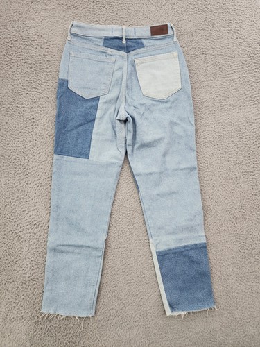 Hollister Jeans Damen 26x27 Ultra High-Rise Mom Patchwork Raw Hem Light Wash - Bild 10 von 12