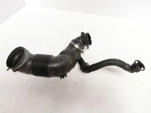 Volkswagen Touran II 2011 Diesel 103kW Ansaugrohr Ansaugschlauch Turbolader