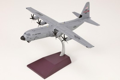 G2AFO1473 GeminiJets C-130J Super Hercules 1/200 Model #05-8158 USAF 403rd WG,