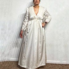Barbizon Boutique Ivory Satin Vintage Maxi Robe Sz M