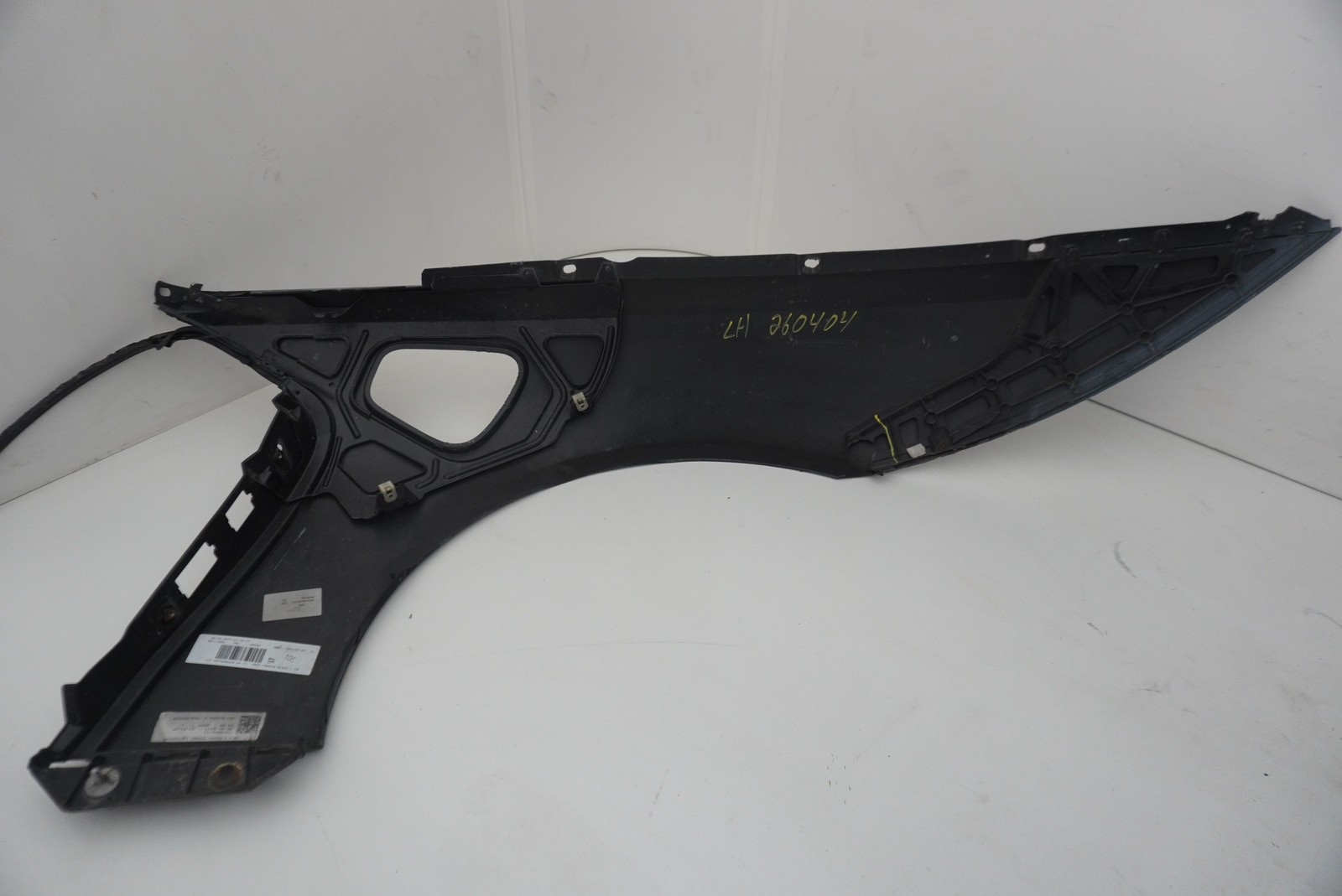 Front Left Driver Side Fender Wing Panel 51647372165 OEM BMW i8 2014-20 *Note*