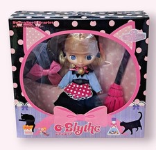 Petite Blythe Sweet Spell Scarlet Doll Figure Boxed Unused Unopened Japan Rare