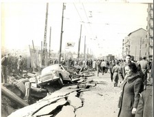1968 MILAN SAN SIRO Neighborhood devastated by explosion due to gas leak *Photo