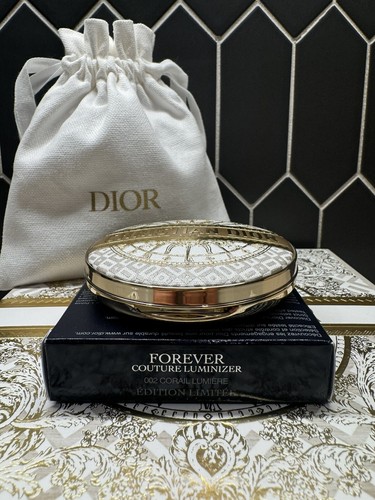 Dior Forever Couture Luminizer 002 Corail Lumiere Limited Edition + Dior Pouch - Picture 2 of 4