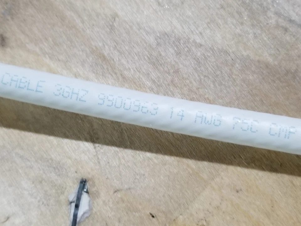 Cable de antena coaxial Commscope 2287V RG-11 14awg Quad Shield Plenum 75Ohm/25 pies Foto 4 de 4