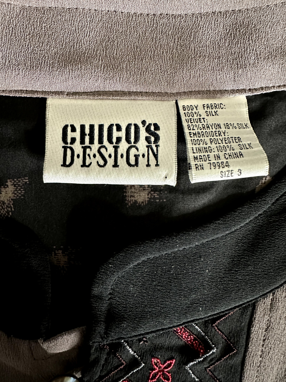 Chicos Silk Patchwork Jacket Womens 3 Embroidered… - image 10