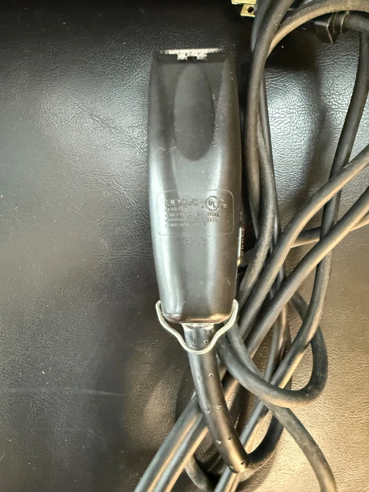 Andis RT-1 Cortadora de cuchillas en T Superliner con cable de energía eléctrica plateada negra barbero Foto 3 de 3