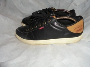levi's black leather trainers
