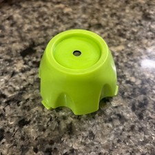 OEM Power Wheels - Green Center Cap for Dune Racer Extreme - Used