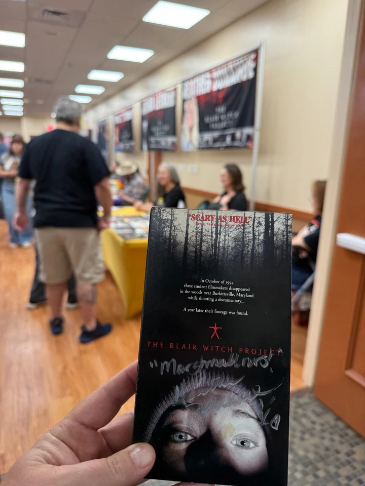 The Blair Witch Project (VHS) SIGNED BY: Heather Donahue w Proof! Only1onEbay! - Image 2 of 4