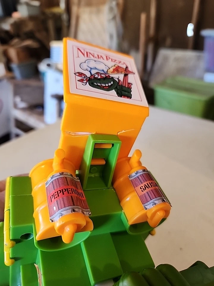 RARO LANZADOR DE PIZZA VINTAGE 1988 TMNT MUTANT NINJA TURTLES BANDAI  Foto 4 de 4