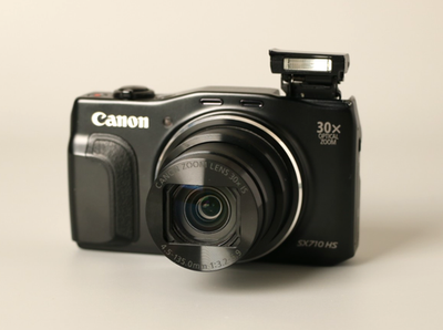 Canon PowerShot SX710 HS 20.3MP Digital Camera - Black for sale