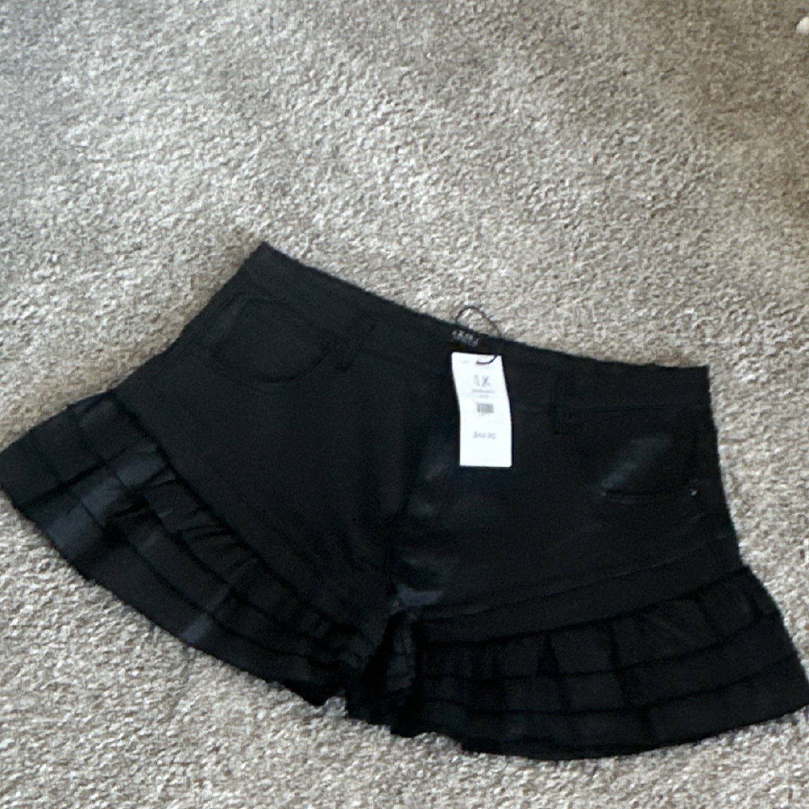 AKIRA Black Ruffle Cut Off Women's Shorts Size L