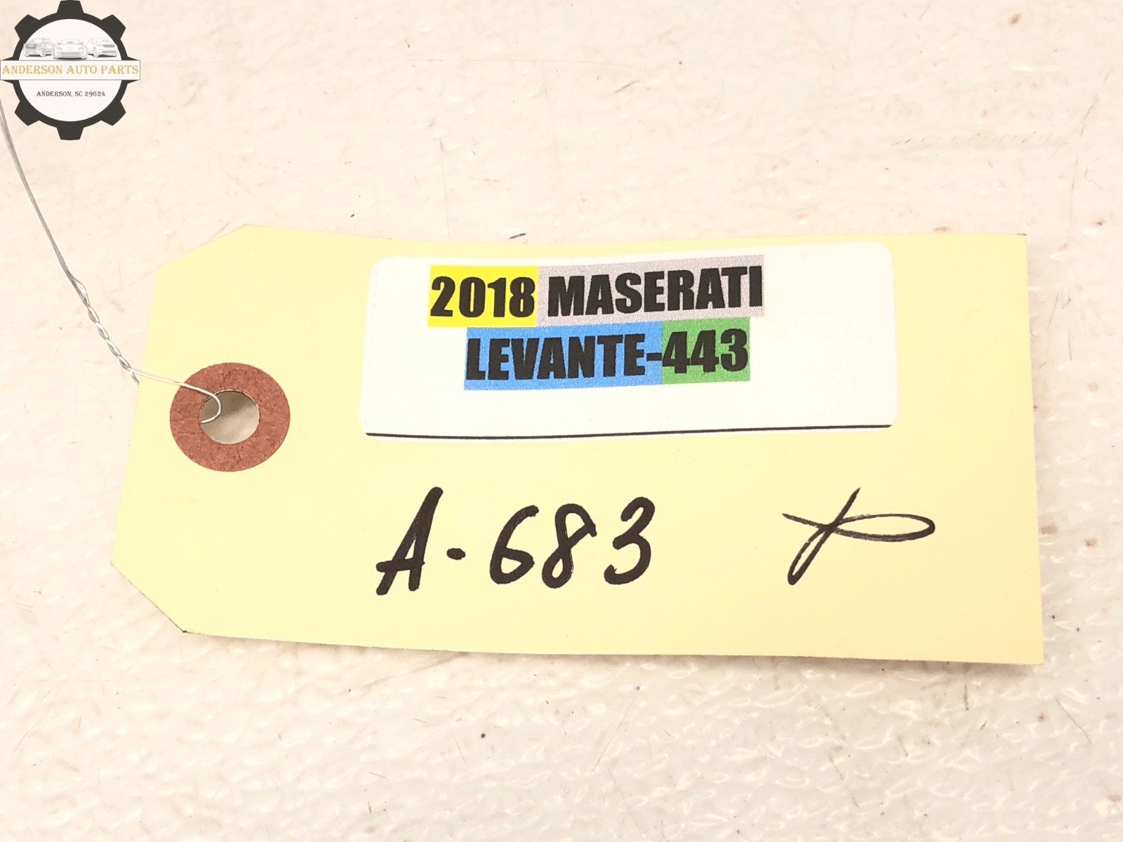 2017-2020 MASERATI LEVANTE AWD AUTOMATIC TRANSMISSION GEAR SHIFTER SELECTOR OEM
