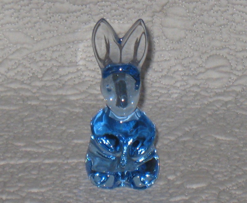 BACCARAT Crystal Spinning Rabbit Cornflower Blue-Mint Condition + Box-Pamphlet