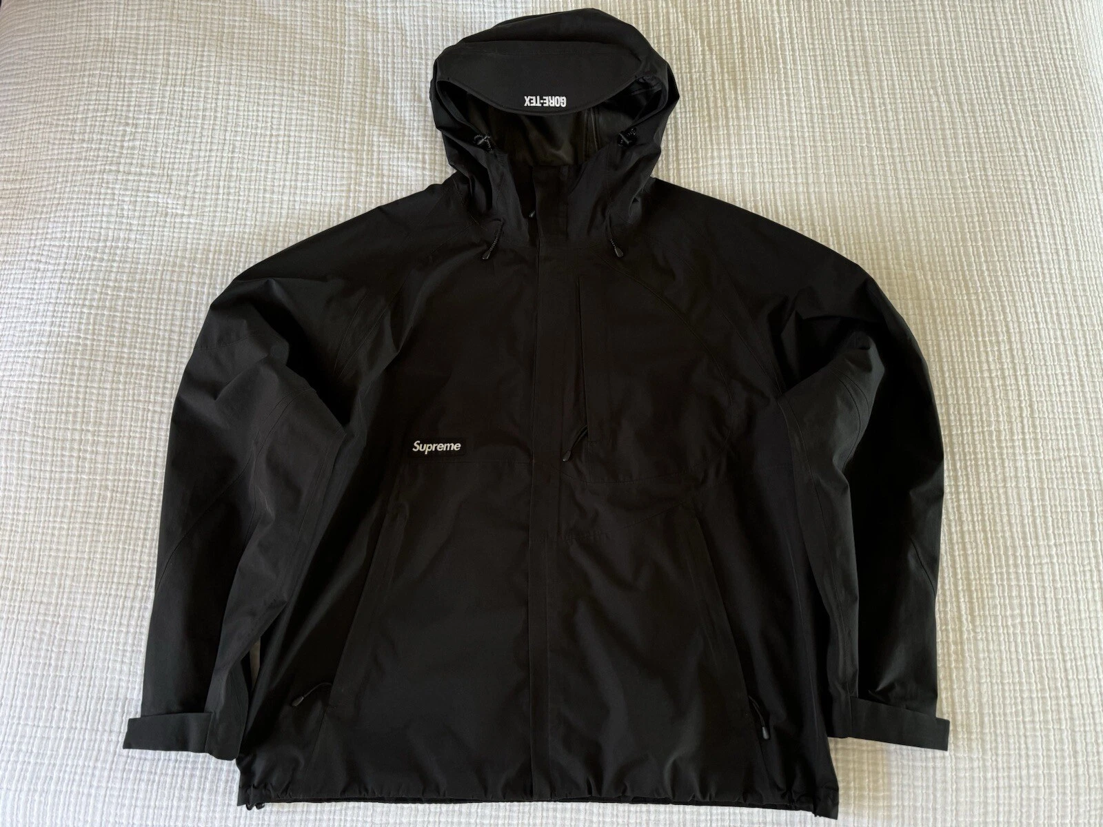 Veste à dos Supreme GORETEX Paclite SS22 légère taille L noir
